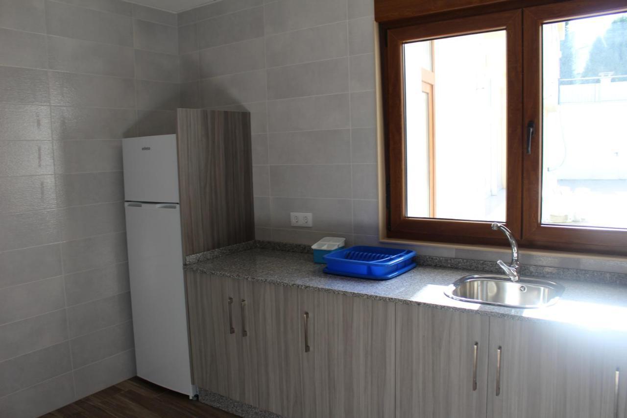 Pension Albergue O Pedregal Lourenza Bagian luar foto