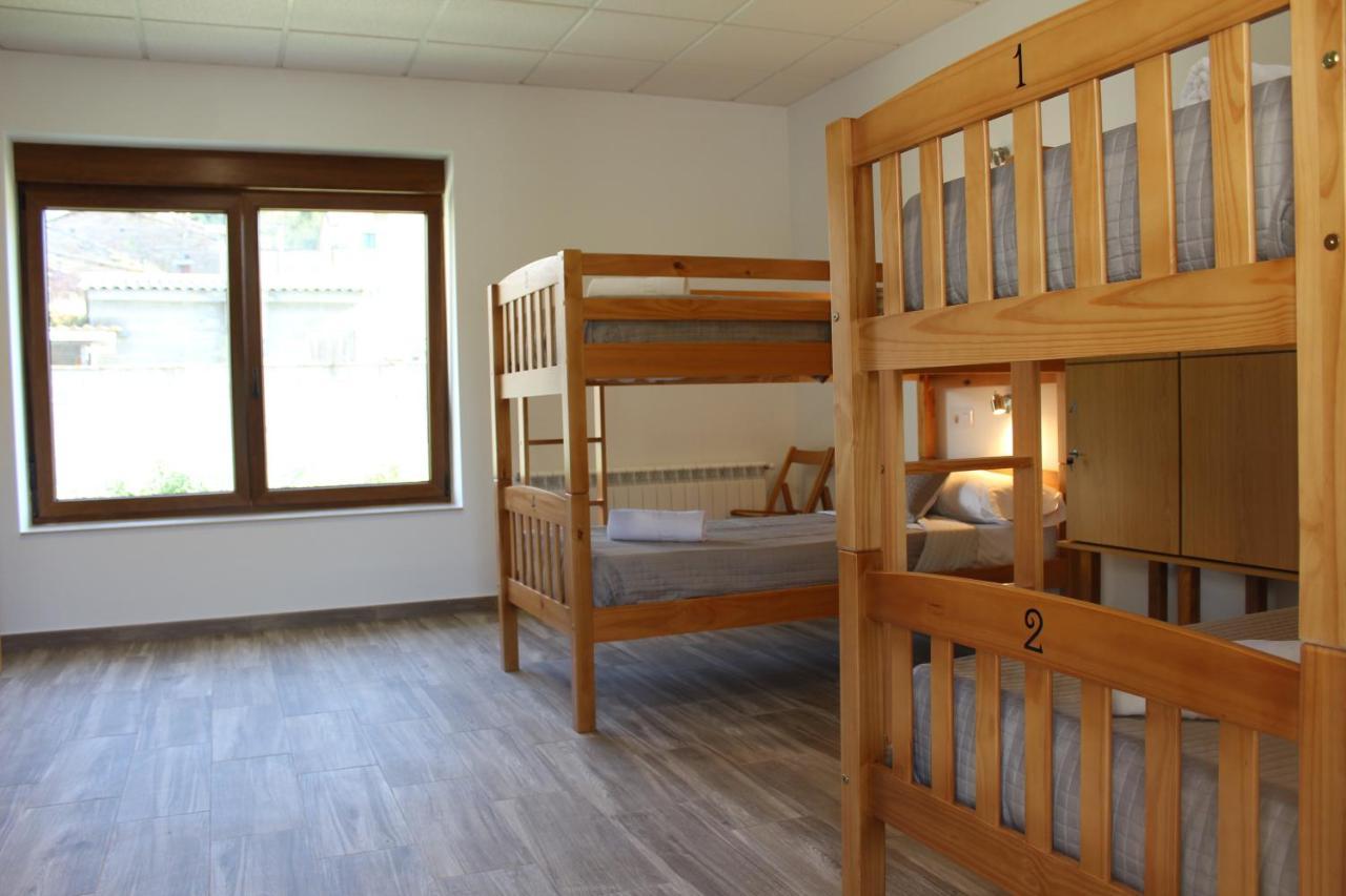 Pension Albergue O Pedregal Lourenza Bagian luar foto