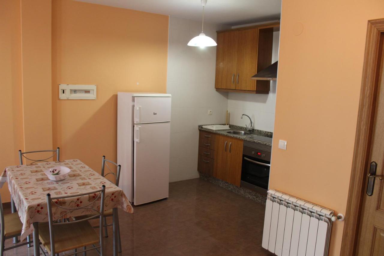 Pension Albergue O Pedregal Lourenza Bagian luar foto
