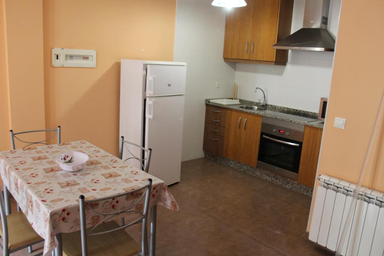 Pension Albergue O Pedregal Lourenza Bagian luar foto