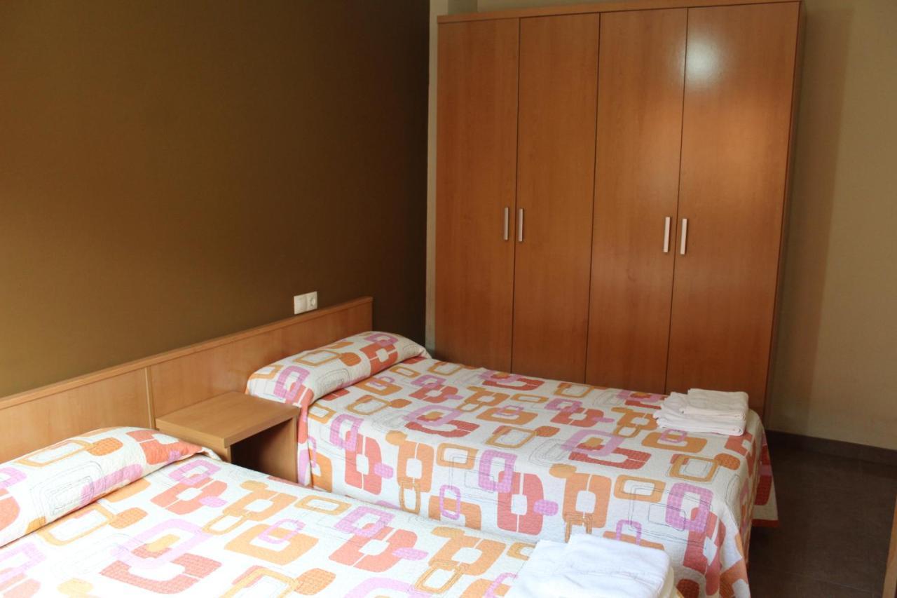 Pension Albergue O Pedregal Lourenza Bagian luar foto
